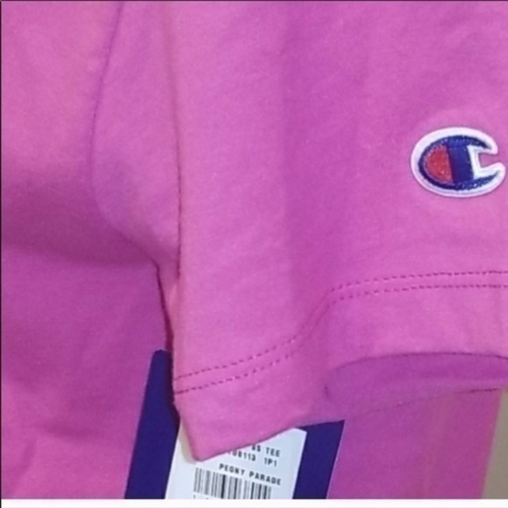 Champion Tee - Picture 3 of 7